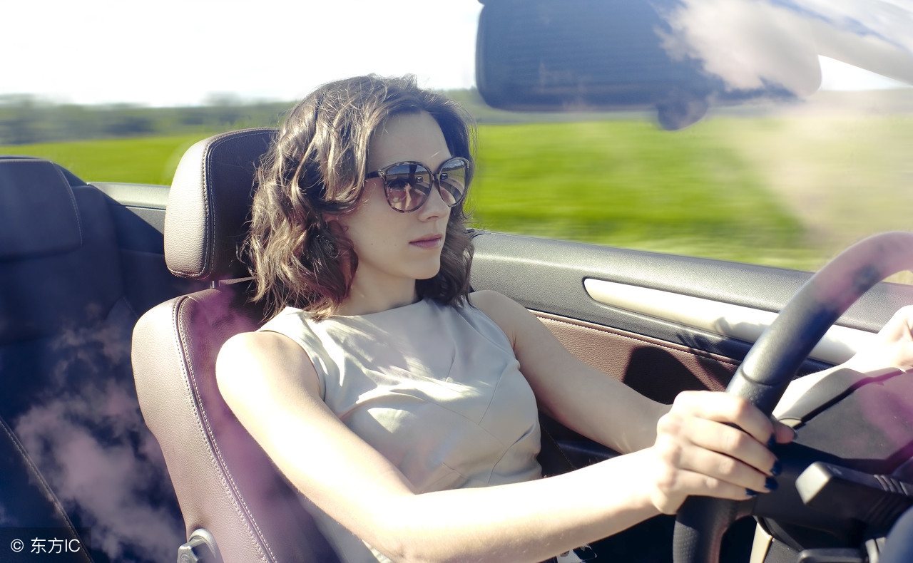 驾驶员必备的开车技巧,实用开车必备的70条驾驶技巧