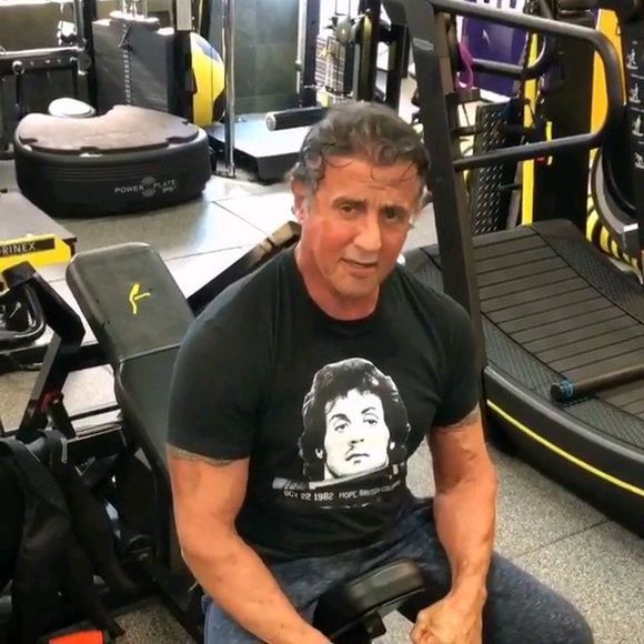 魂斗罗施瓦辛格vs史泰龙,史泰龙vs施瓦辛格魂斗罗