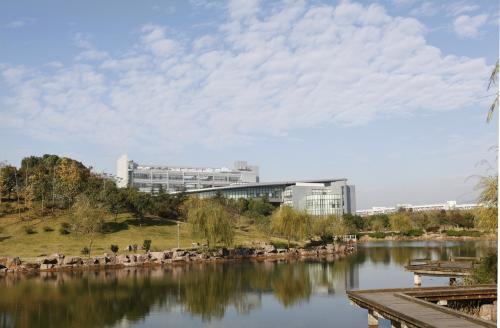 硬件设施超一流的浙江师范大学,伙食太好,被称为“吃饭大学”