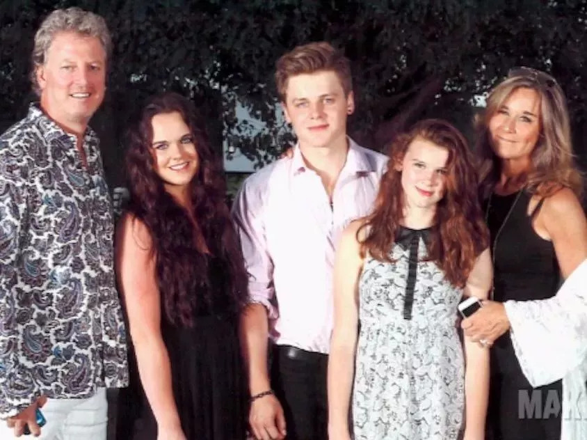 苹果ceo库克22岁大学生,苹果ceo库克的才干