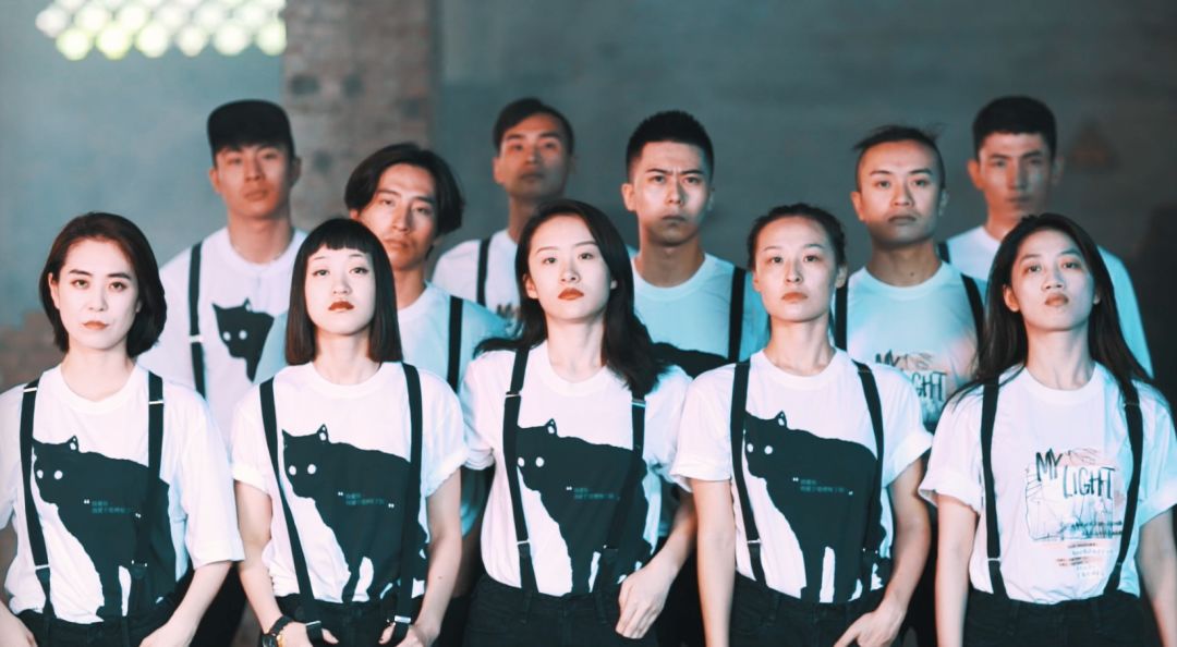 即刻-11.11蜂巢商店8折起!