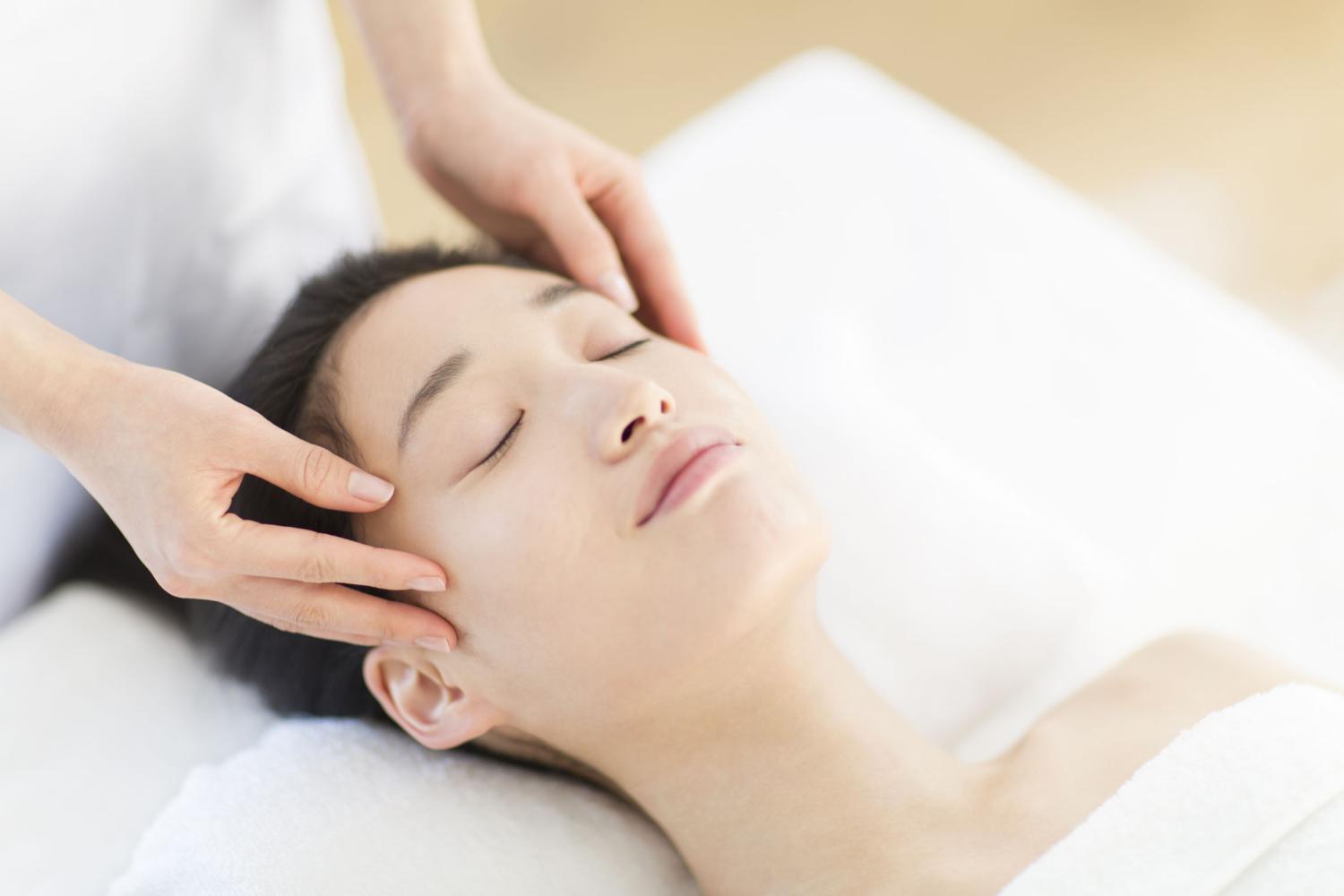 十几年的法令纹怎样消除,4招轻松摆脱法令纹年轻10岁不是梦