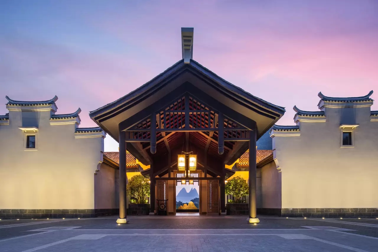 阳朔悦榕庄住宿,阳朔悦榕庄漓江边