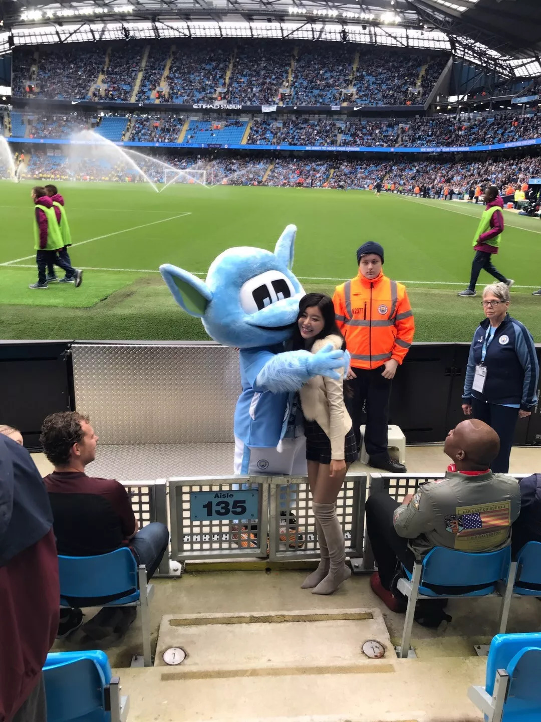 红星专访英超狼队,红星记者采访完整版