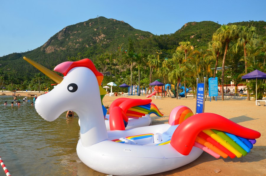 一地两泉温泉水世界,一地两泉