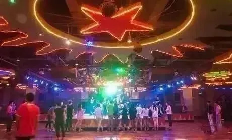 10天后，官园批发市场就没了！想怀念再去瞜一眼，顺便捡漏！