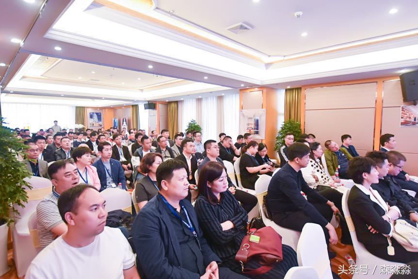 维也纳酒店西安国际会展中心店,维也纳商业模式的资本运作