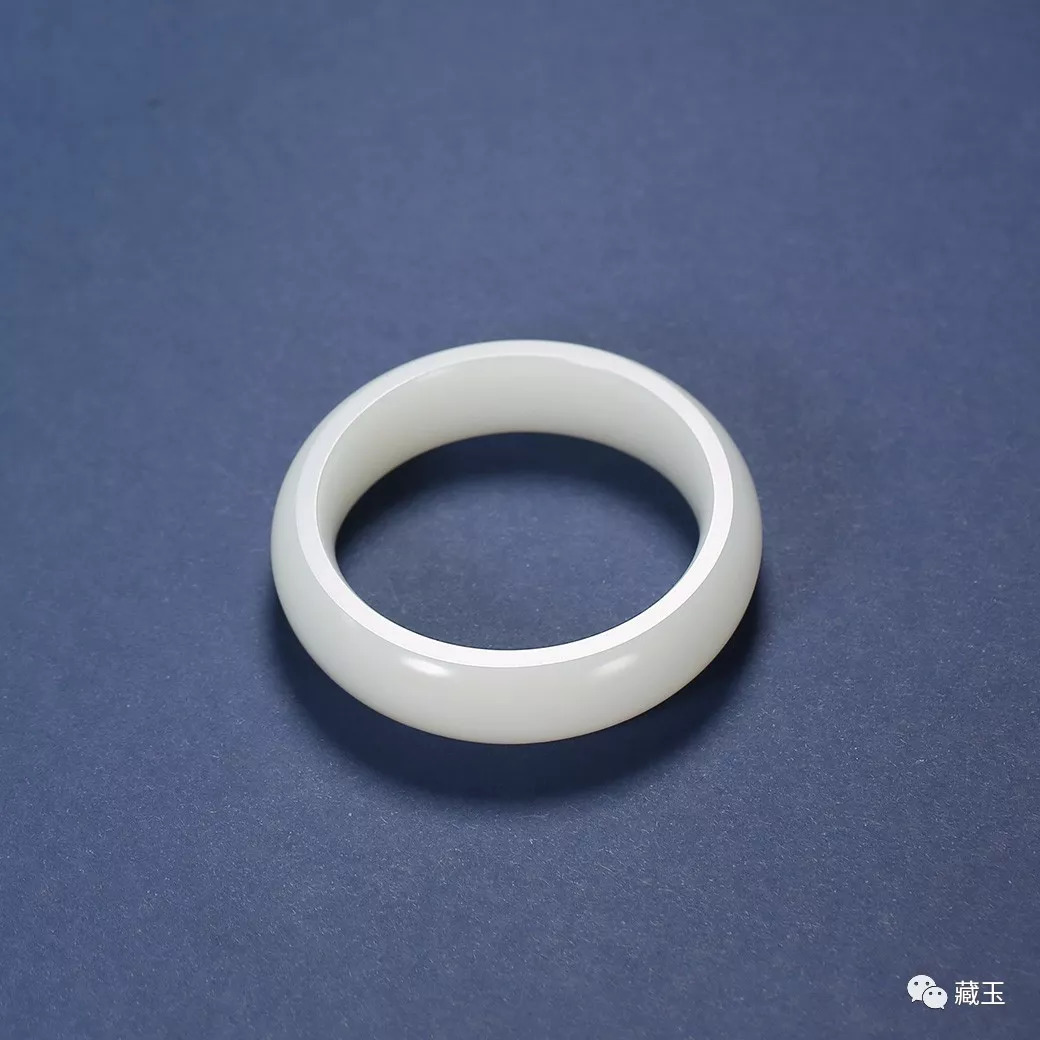 挑选和田玉玉镯五大技巧,挑选和田玉要注意什么