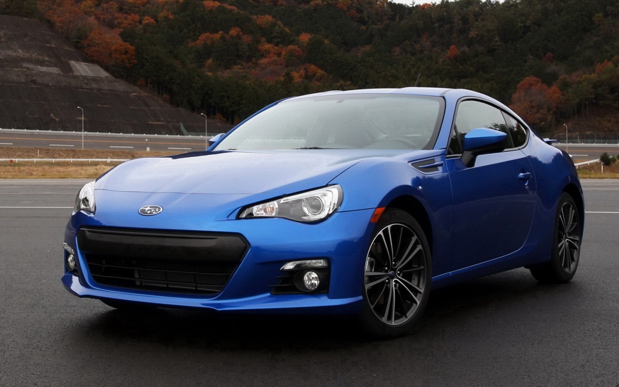 丰田86和斯巴鲁86,丰田86跟斯巴鲁brz哪个后排空间大