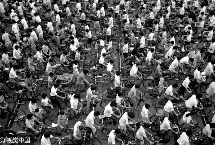 1978-2018，中国人和外国人如何看待这40年