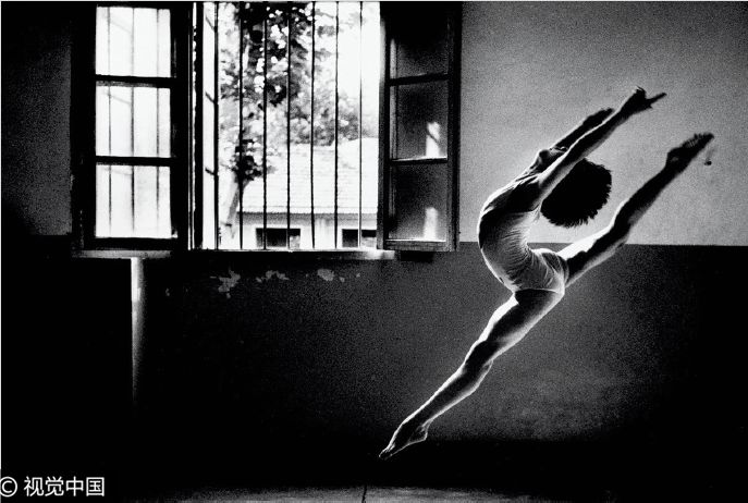 1978-2018，中国人和外国人如何看待这40年