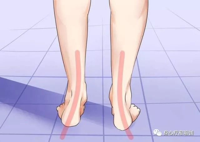 小腿胀瑜伽体式咋缓解,瑜伽小腿拉筋的正确方法视频