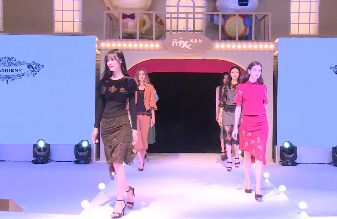 2019新时光时装秀t台超模魅力四射 (拍摄国际时装周t台秀)
