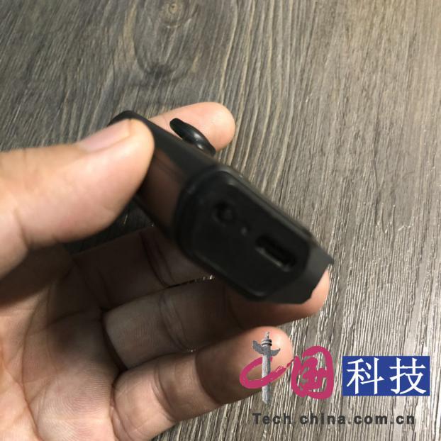 黑鲨游戏双边手柄测评,黑鲨游戏手机2代和3代