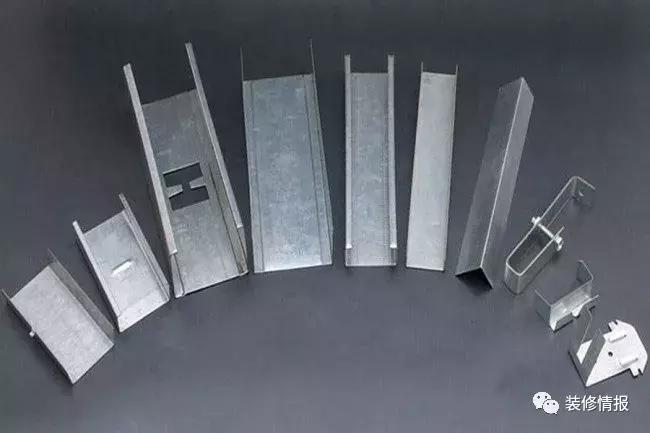 淋浴间吊顶用什么材料,厨卫吊顶用什么材料好