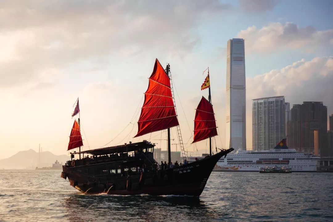 去香港玩的最新攻略,来香港最全的攻略