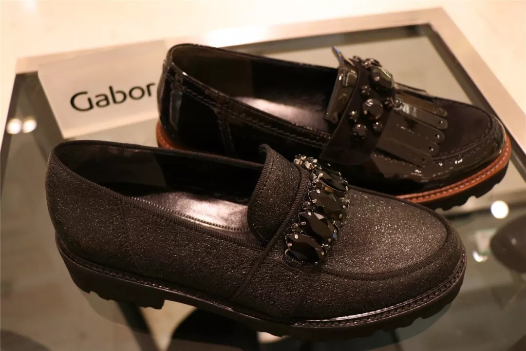 这么多美鞋3折起，买什么最贵iPhone，还不如换20双鞋！