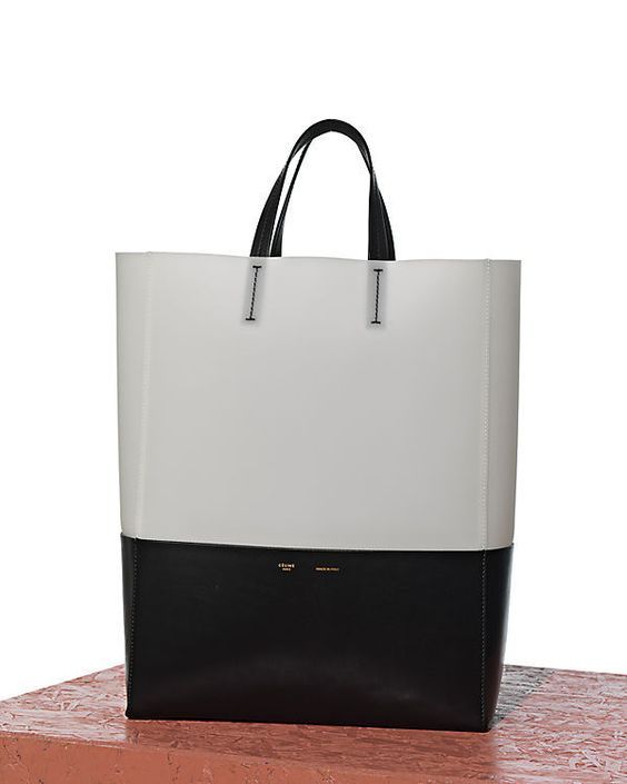 如果你是CELINE的老板会因为换了设计师就不卖自家爆款了吗？