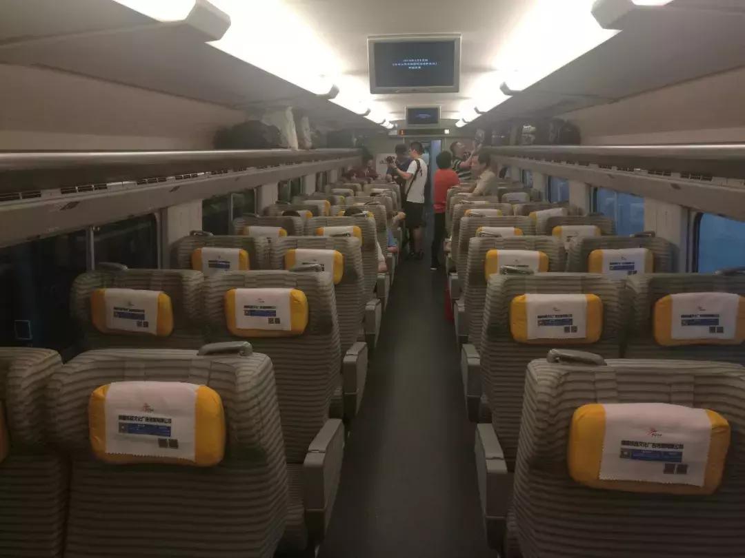 福建今日首开香港直达高铁，有人被罚1500港元，因为……