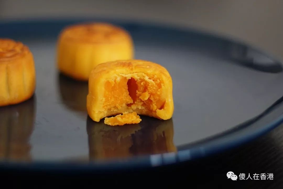 奶黄流心月饼到底好吃不,正宗奶黄流心酥月饼