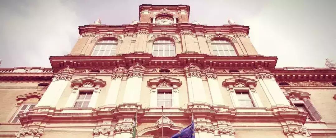 又有一波最新的美鞋美包来了看看我们是否为你种下了一片草原