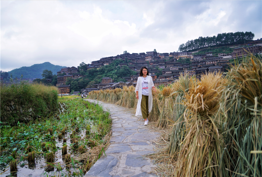 带你走进世界第一大苗寨,西江苗寨是世界上最大的苗寨吗