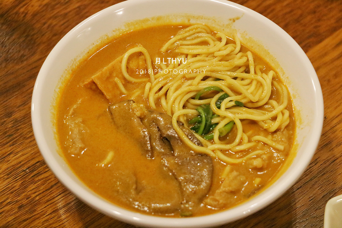 这间高人气的厦门小吃店，居然隐藏在小区的拐角处