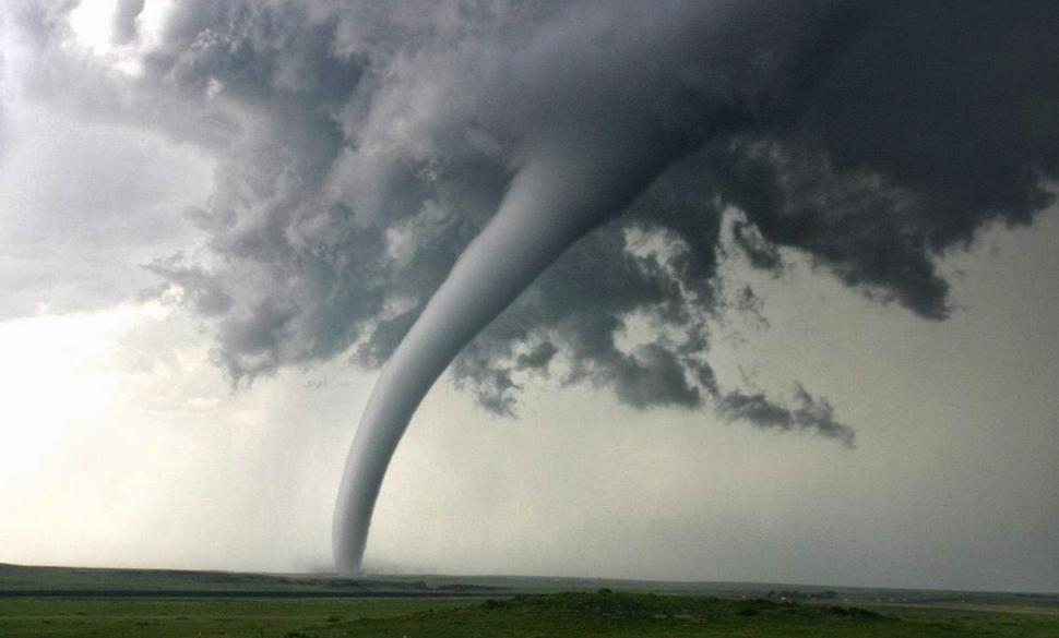 龙吸水极其罕见的自然现象传说,网友拍到龙吸水奇观为什么