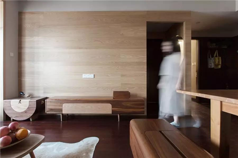 龙猫衣柜、猫桌、小熊柜，建筑师夫妇把80㎡精装房变萌萌哒家！