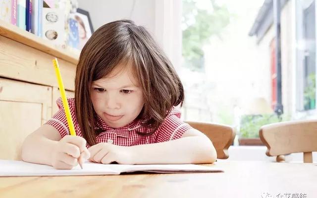 孩子总是不听话做事磨磨蹭蹭,孩子总是磨磨蹭蹭教你三招搞定