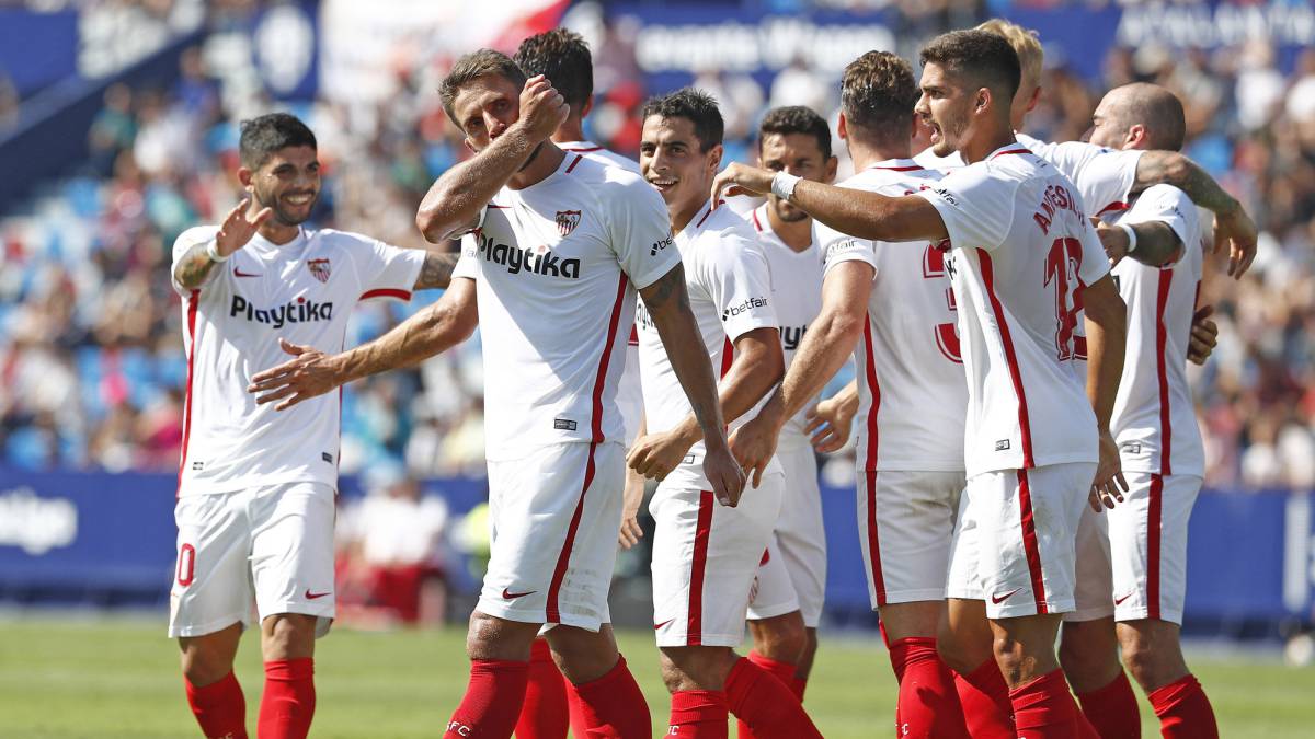 皇马客战塞维利亚迎挑战：两大主力缺阵新科世界足球先生或轮休