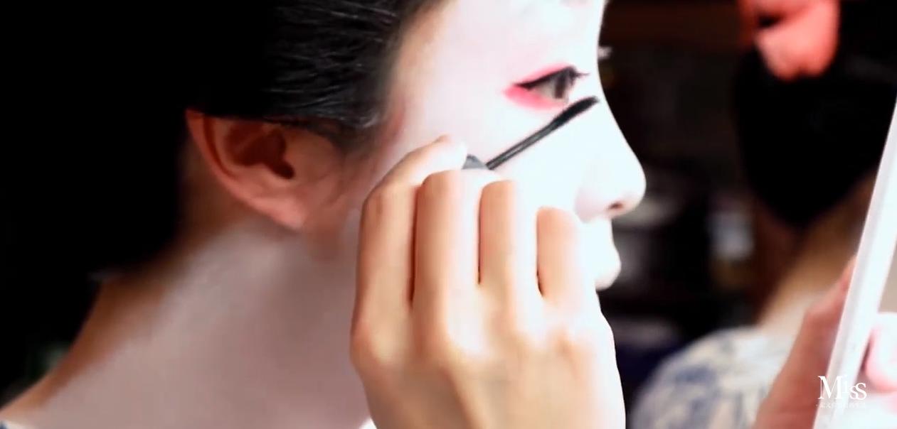 日本艺伎妆有哪些特点,日本艺伎妆是干什么的