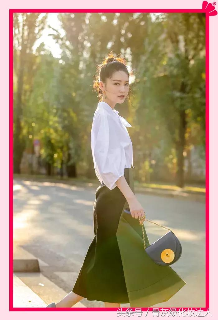 最近的几个时装周,又到了一年一度的伦敦时装周