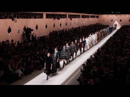 fendi落日渐变色,fendi经典单品