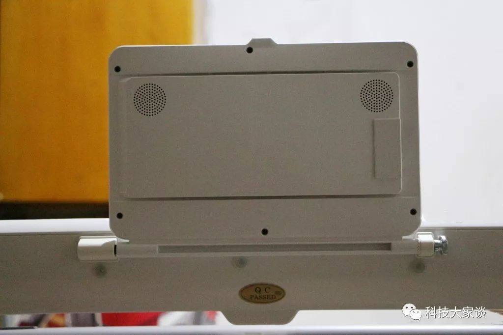 亿健智能跑步机m1测评,亿健精灵air跑步机怎么调节坡度