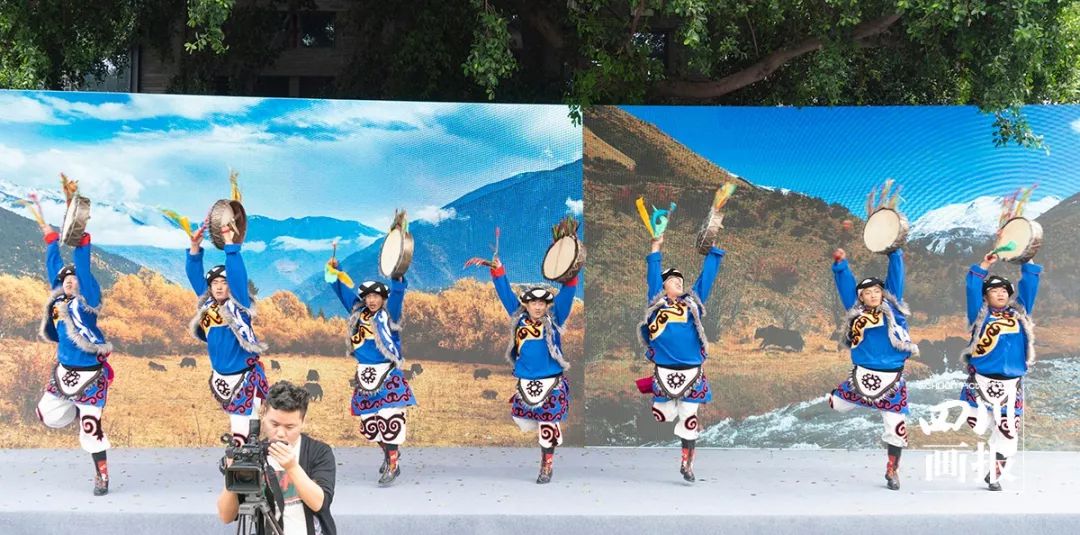 红叶冰雪温泉节,红叶冰雪旅游攻略