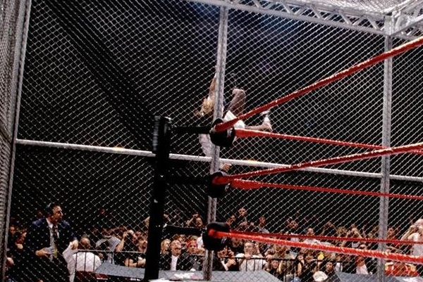 wwe罗曼被击败视频,wwe有真打事件吗