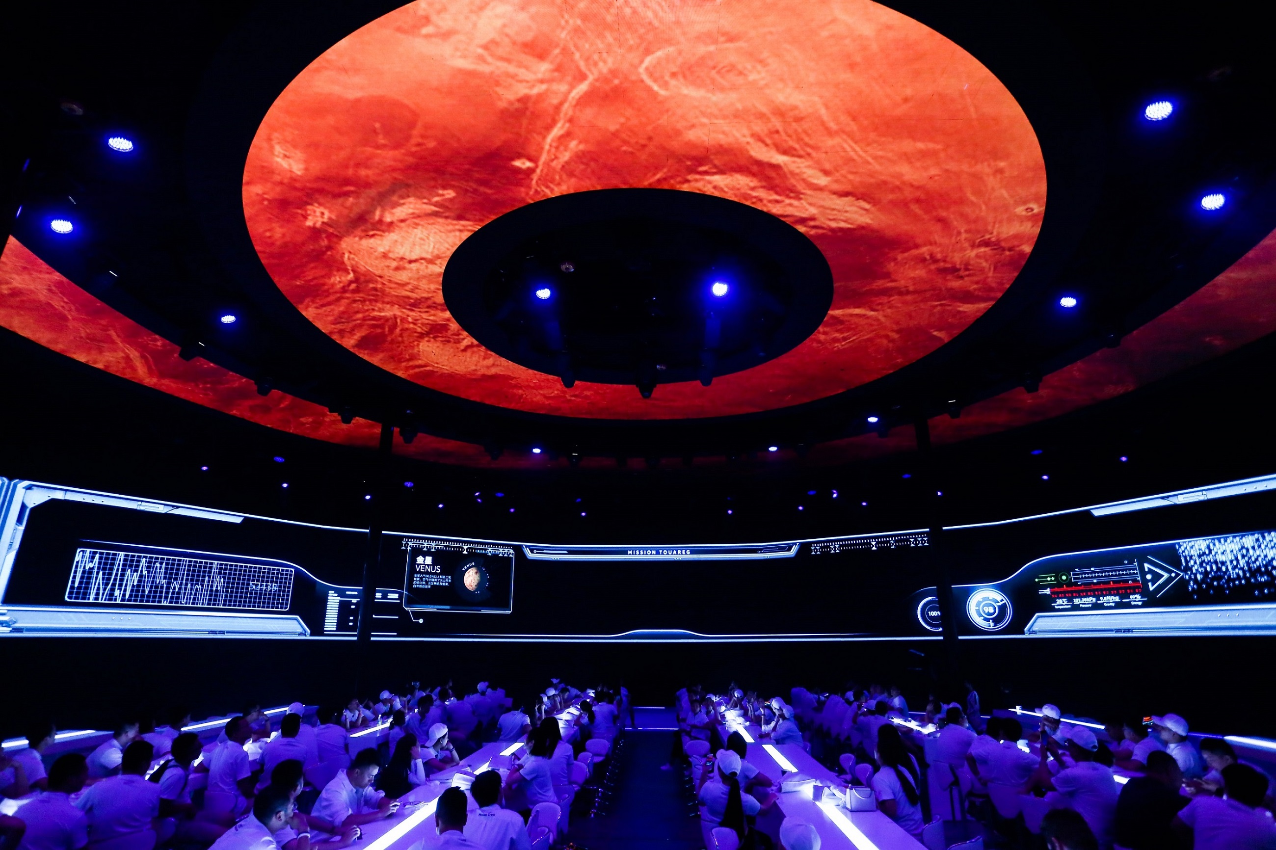 新一代途锐有几款,新一代途锐实车现身科技感超强