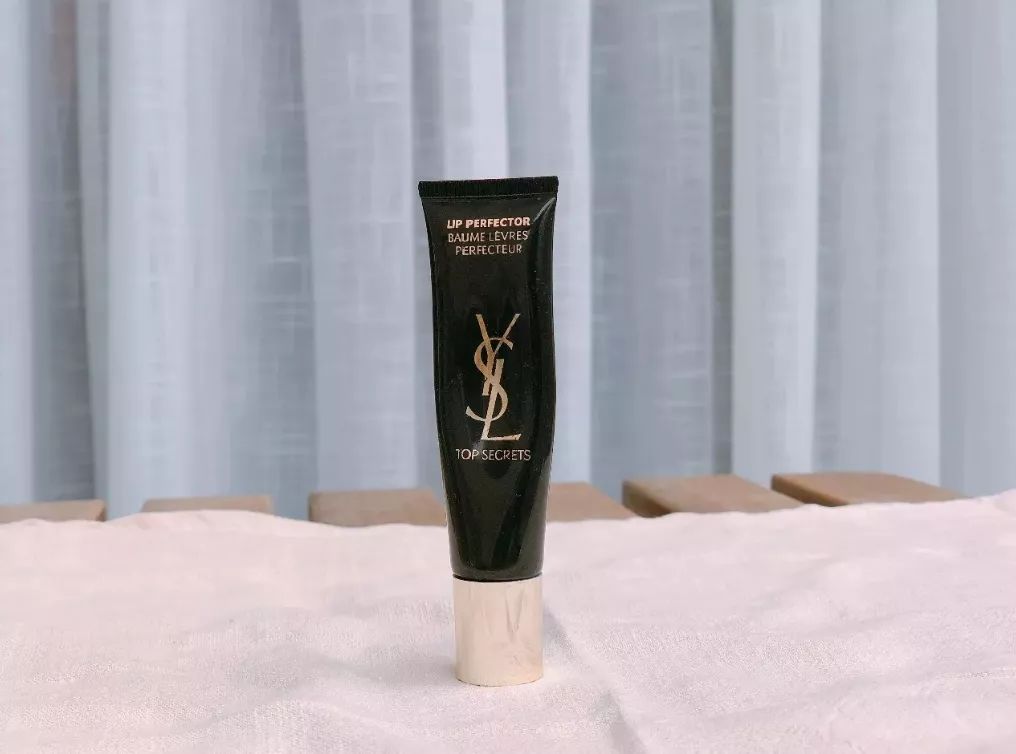 口碑爆表的12款秋冬润唇膏，不买你的嘴会不答应！