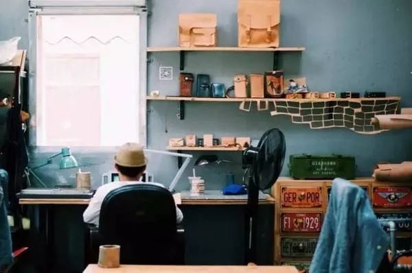 手工皮具真的能谋生吗,您对手工皮具的新认知