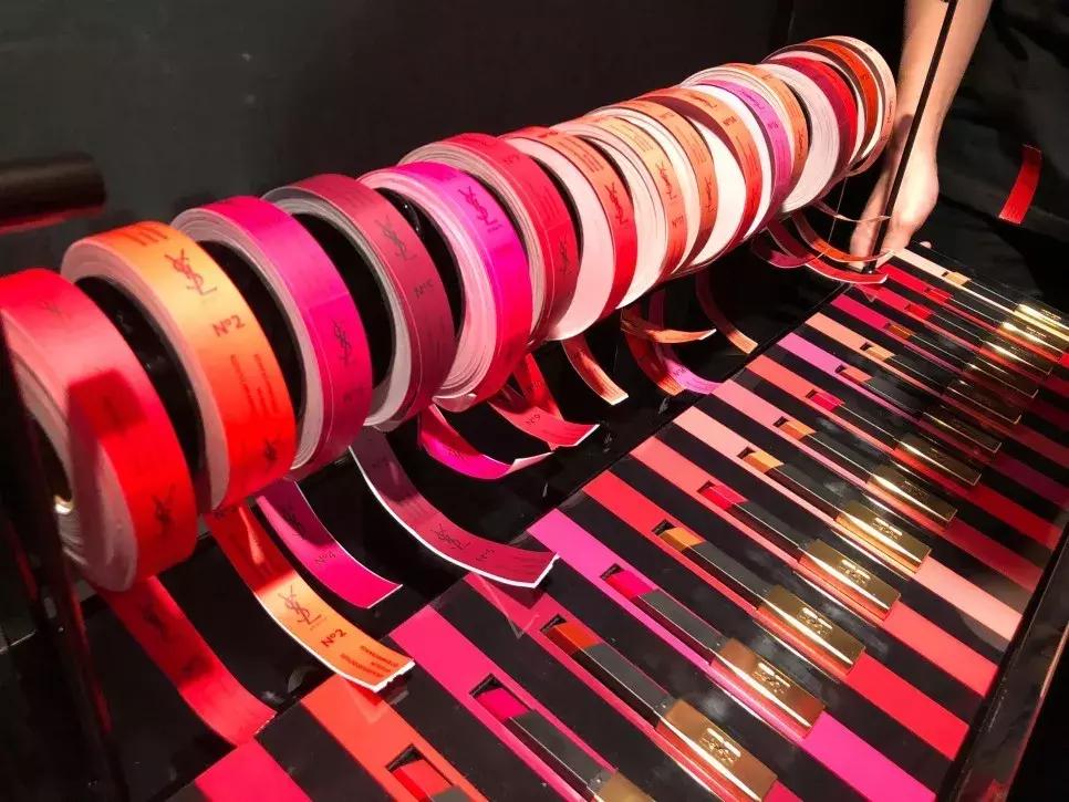 戚薇最近用的口红,戚薇同款口红ysl