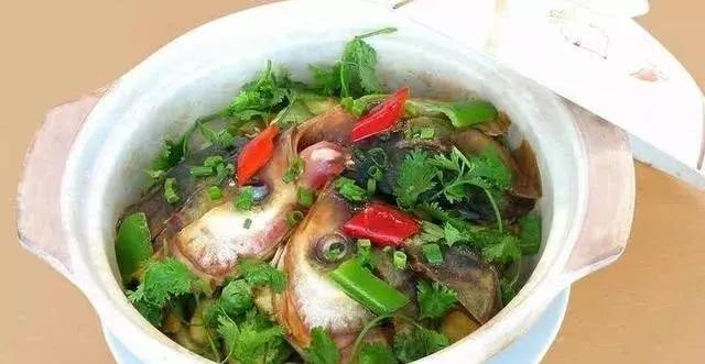 家庭炖鱼最简单的方法,这样炖鱼才是人间极品