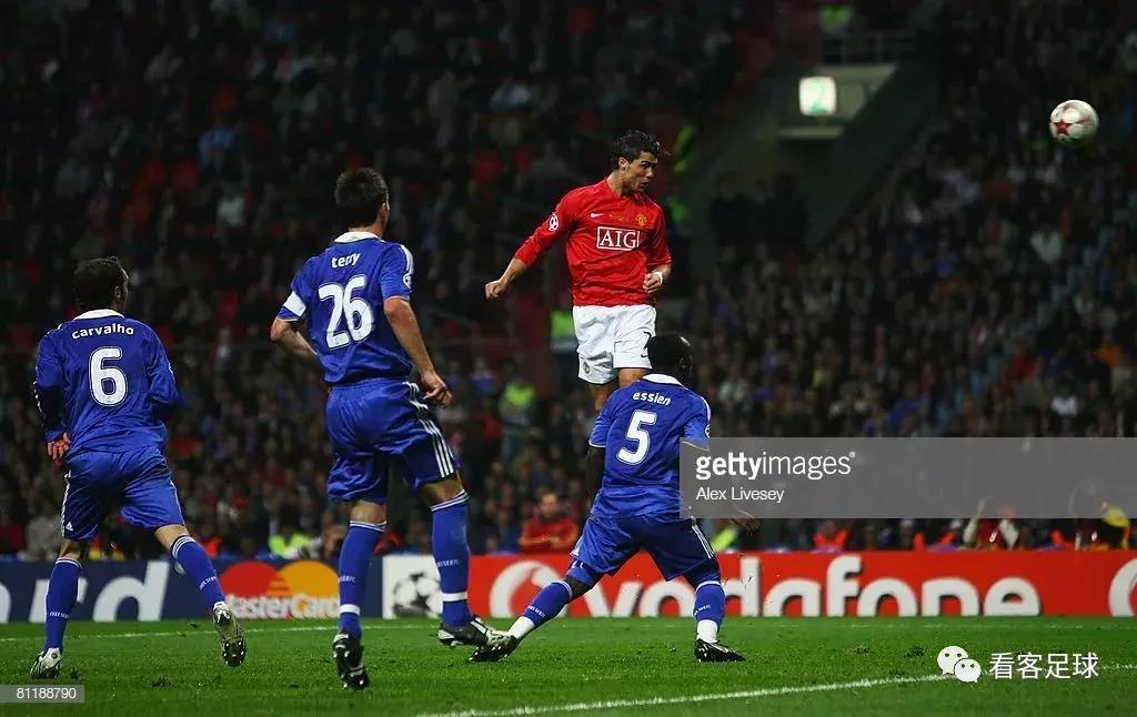 足球初恋c罗,足球场上的爱情c罗