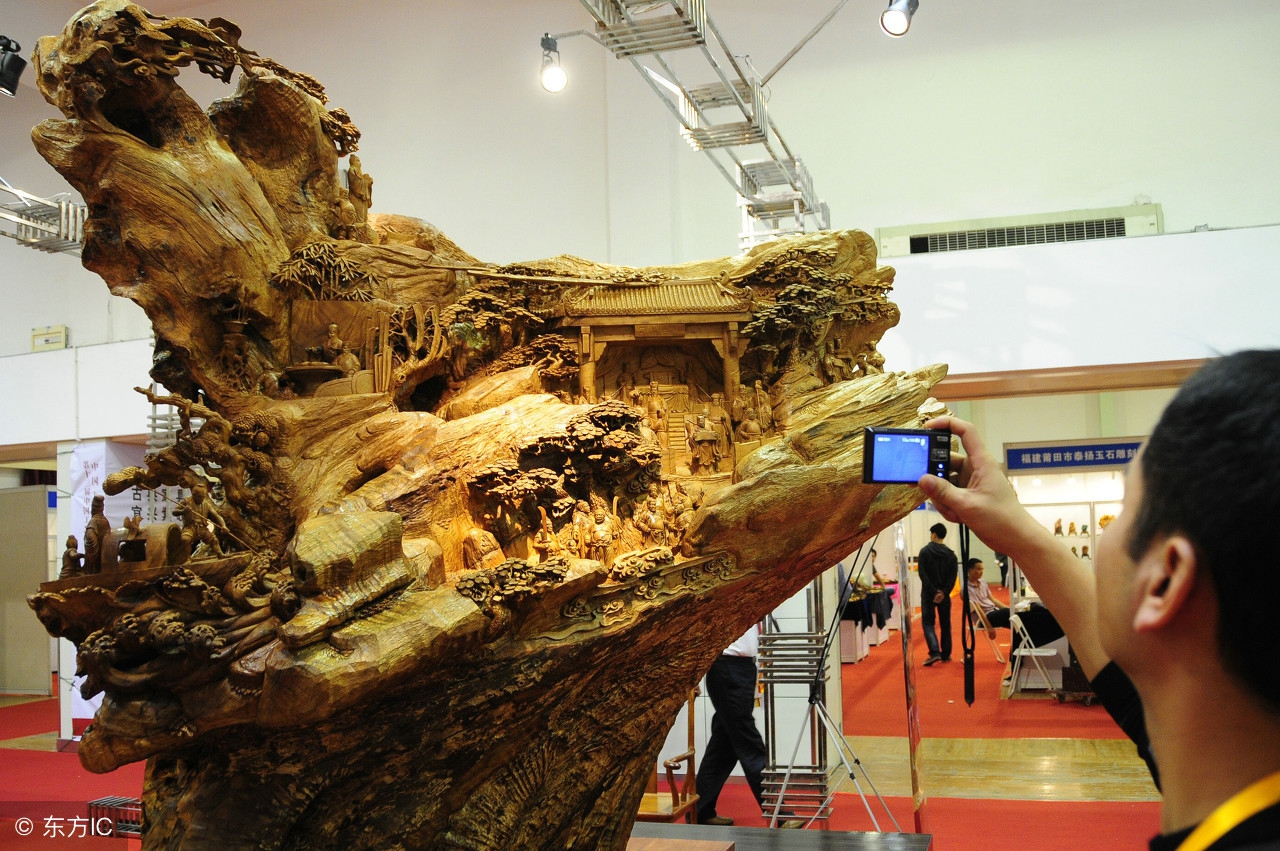 张家界旅行安排攻略,想去张家界旅游怎么开始旅行呢