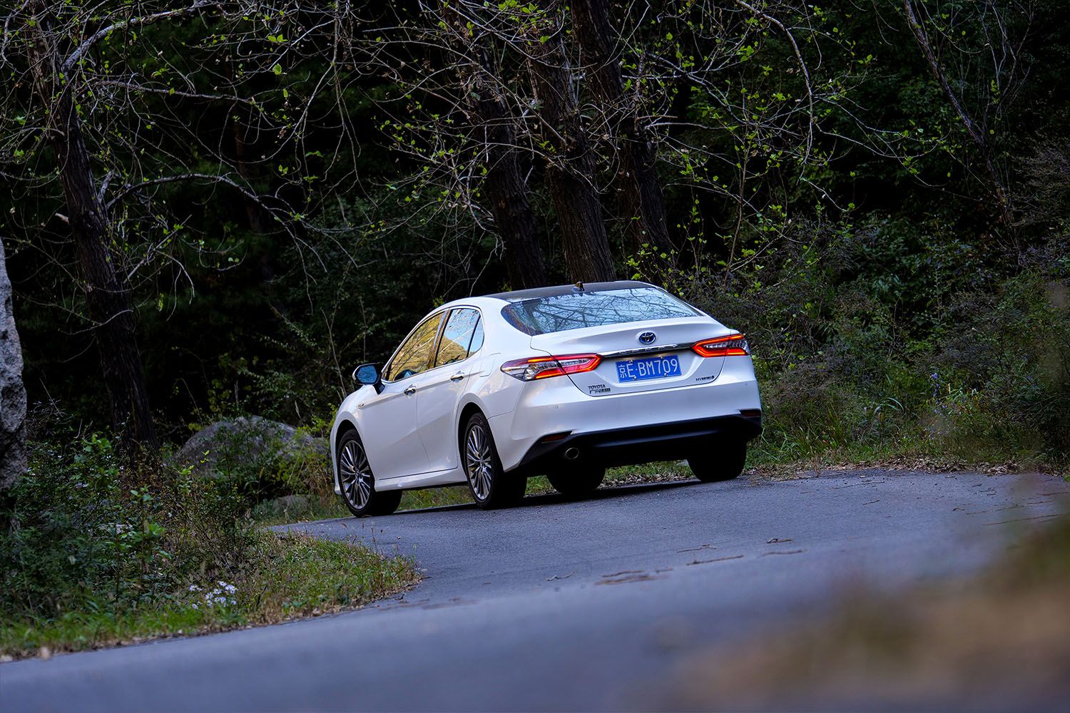 丰田凯美瑞混动2024款沉浸式体验,以设计师的眼光去看待事物