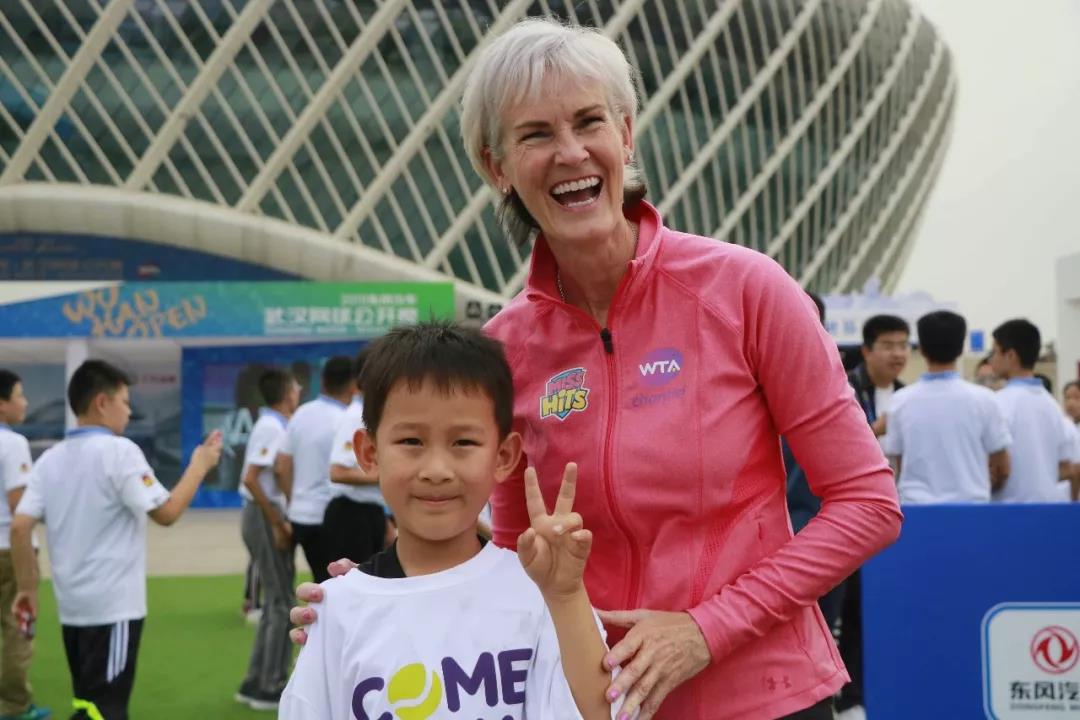 穆雷妈妈武汉亲自“传道”，看好中国网球发展前景！