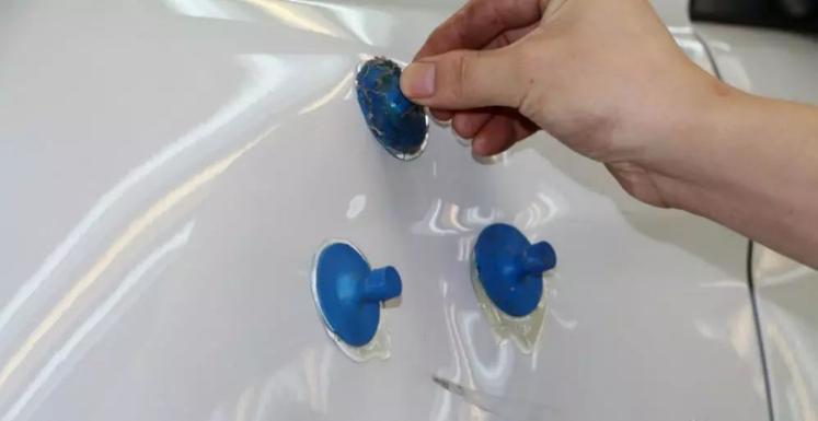 车身凹陷有什么好的办法搞出来吗,车身有凹陷的坑怎么修复