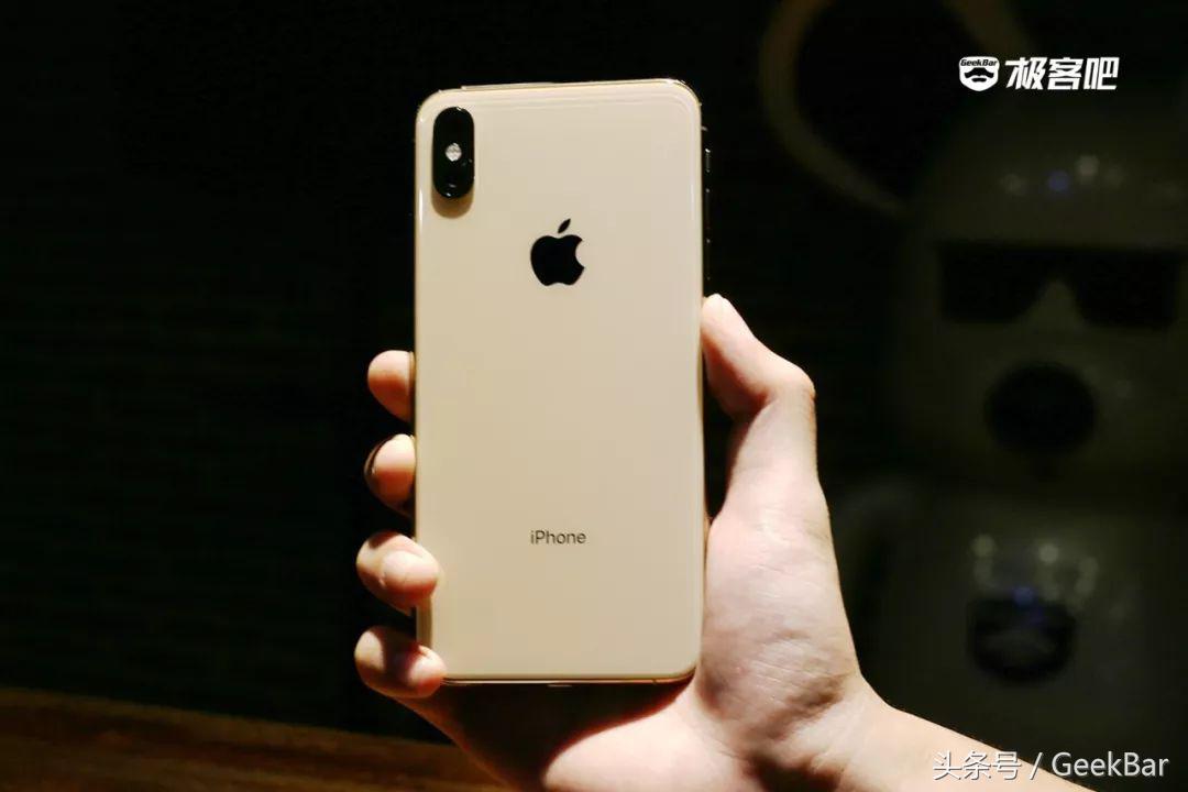 苹果xsmax防水拆解,拆过的苹果xsmax还防水吗