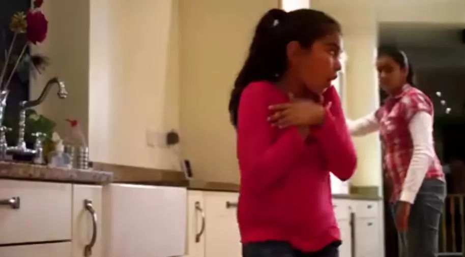 孩子被异物卡喉被救活的几率多大,孩子异物卡喉咙海姆立克急救法