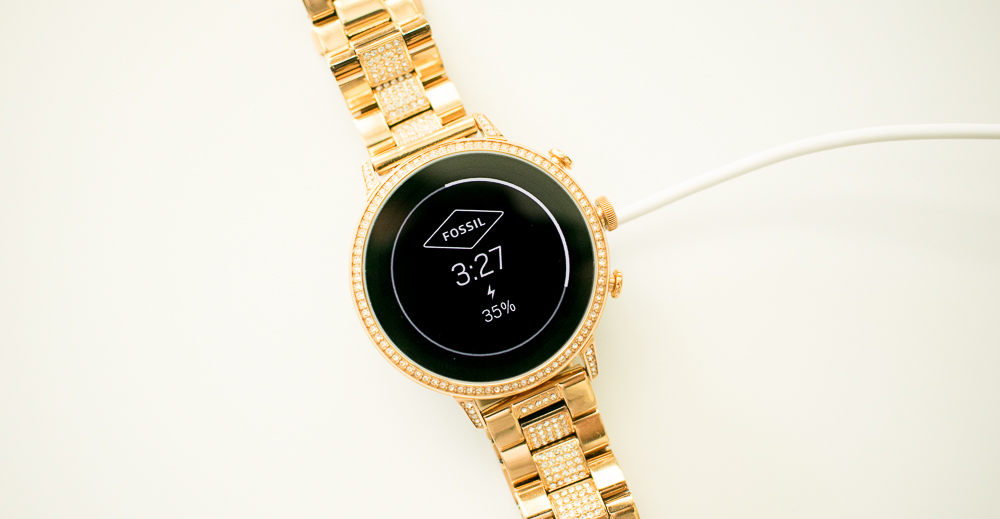 戴fossil手表,fossil智能腕表